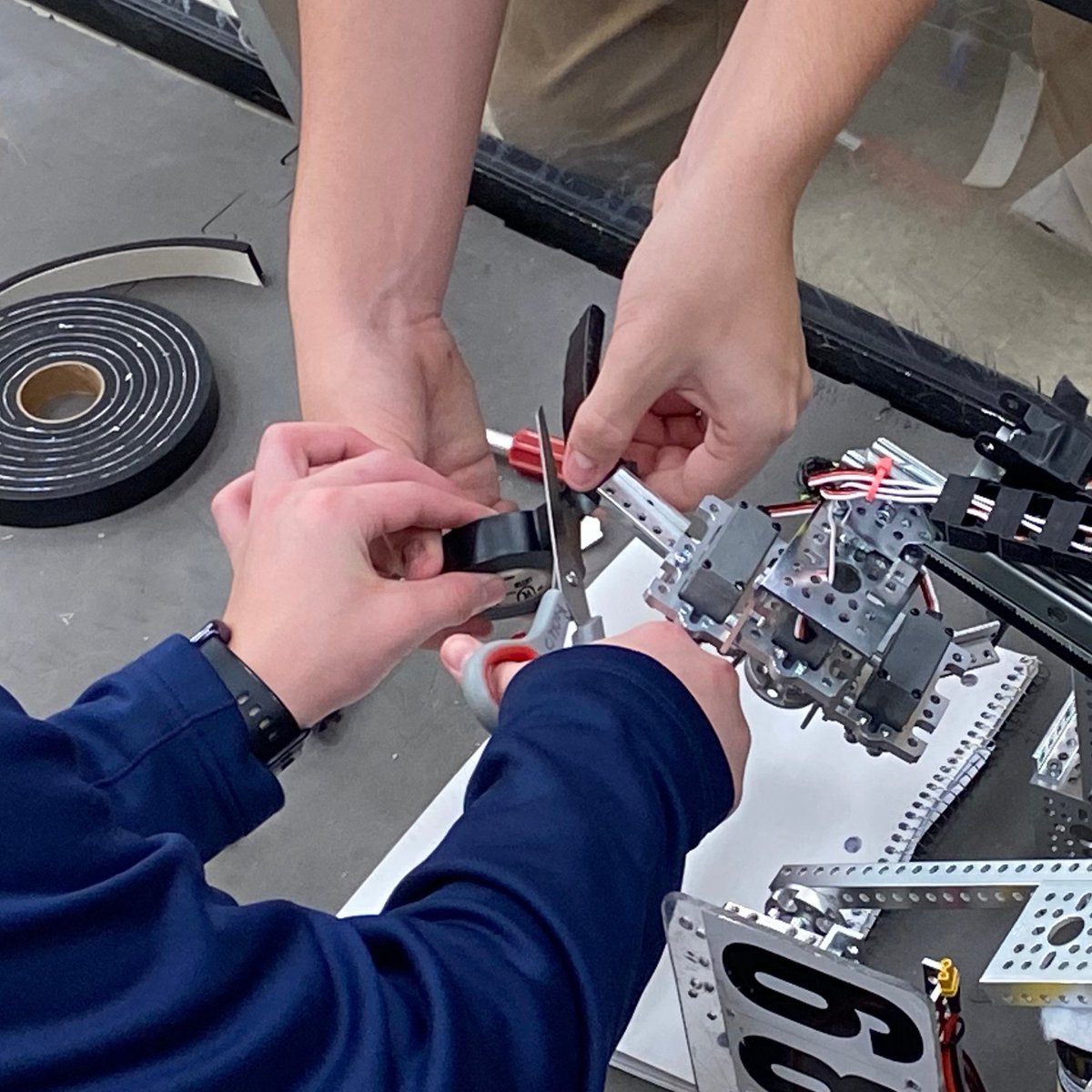 Helias Catholic Robotics tweet media