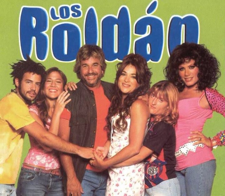 atrapamepasado's tweet photo. #Febrero #En2004 📺| Este mes se cumplen #20años del estreno de "Los Roldán". https://t.co/lHxJHrUsoB