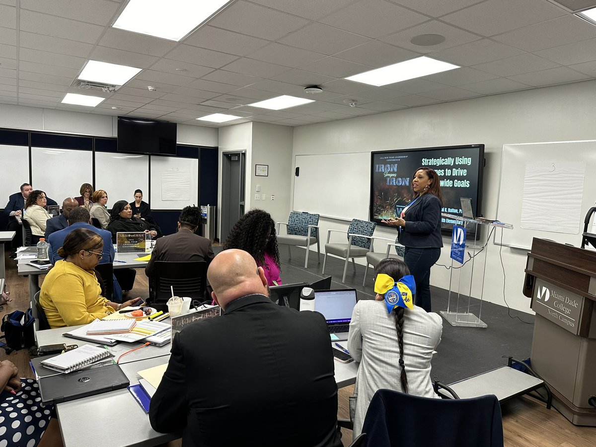 Tiffany Mullin tweet media