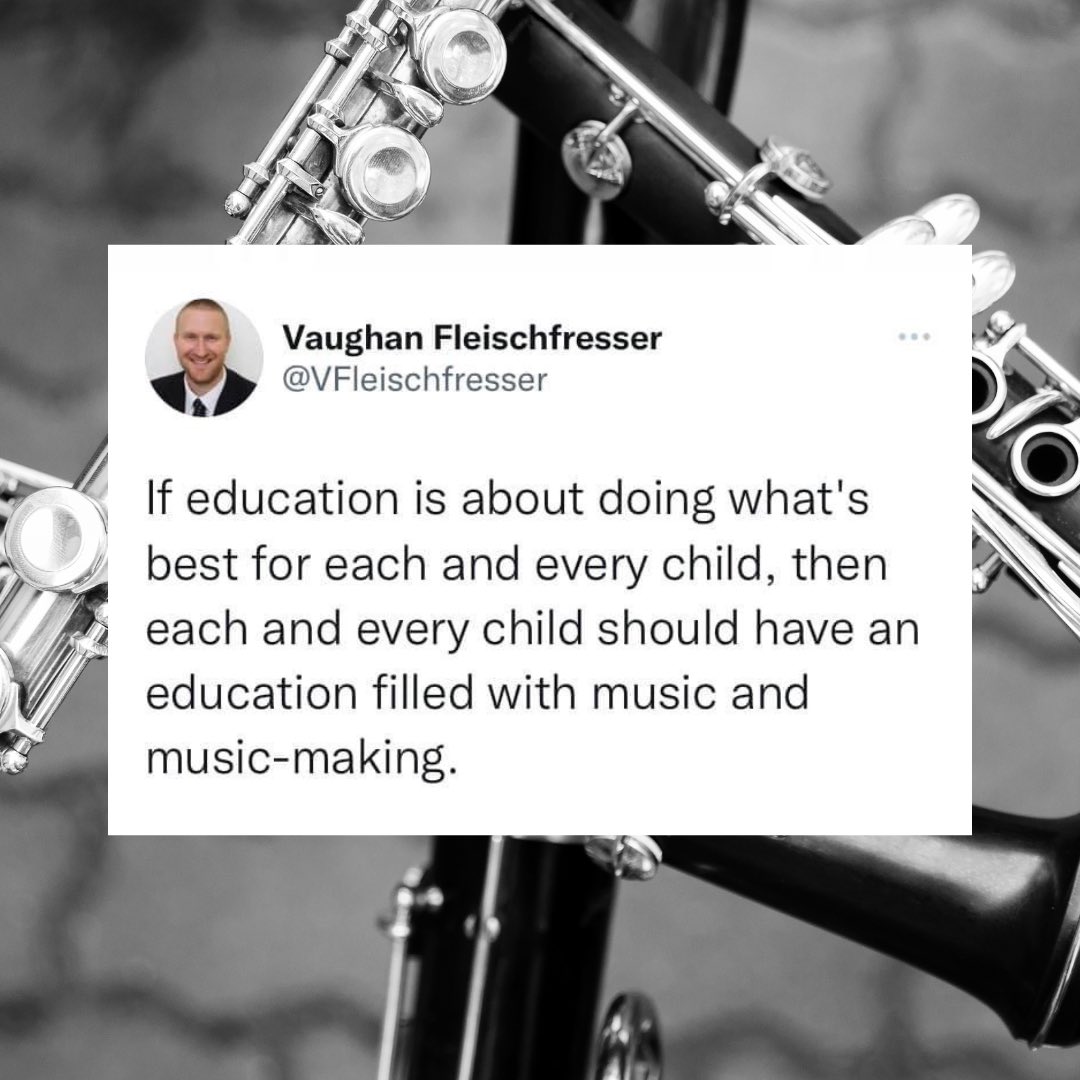 VFleischfresser's tweet photo. Filled with music. https://t.co/6u6s50Wi6G