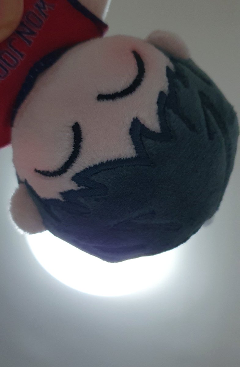GulbiMyeol's tweet photo. "할 일을 다 안 했는데 누워? 대체 왜?" https://t.co/ZyWMSA9Pqy