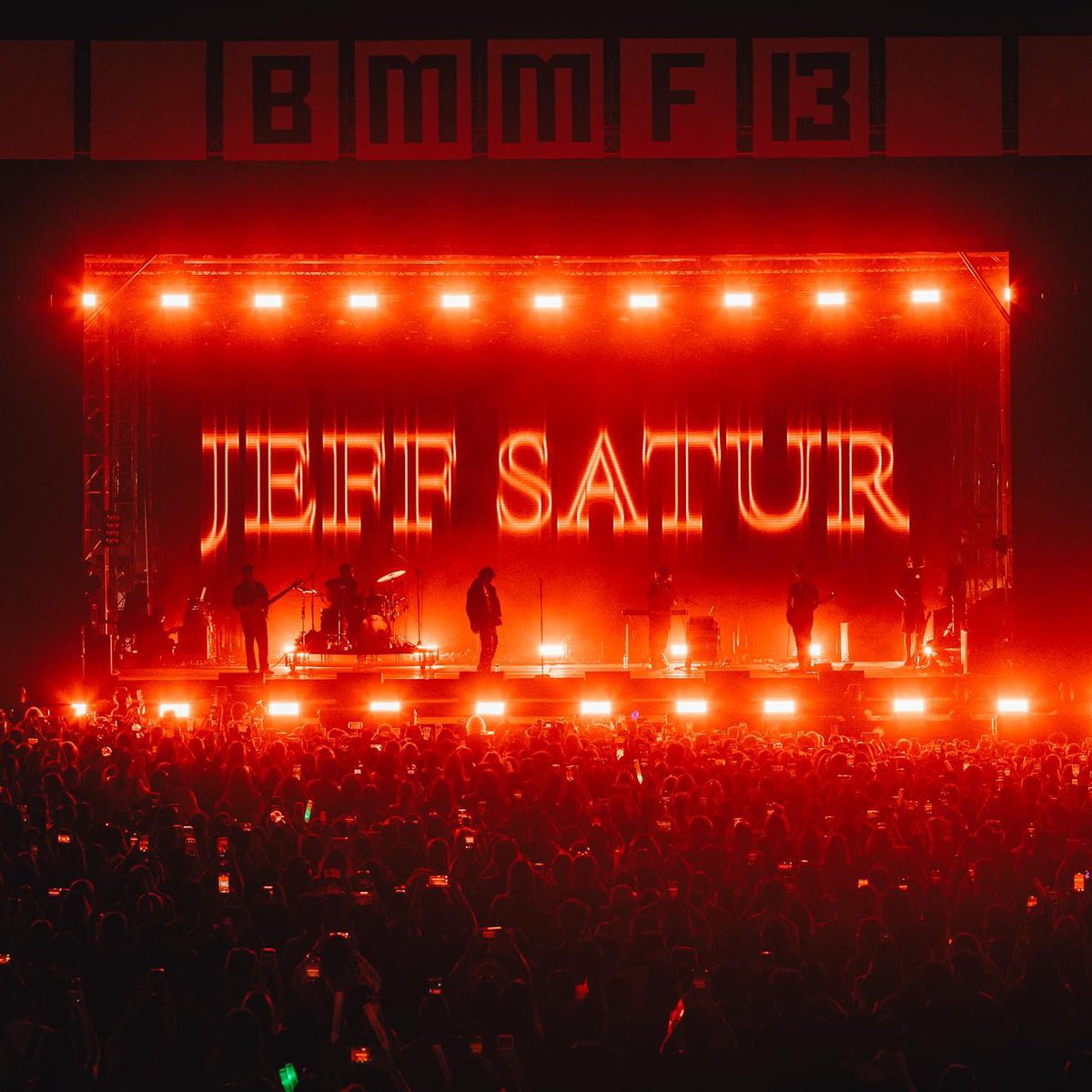 hourlyjeff_'s tweet photo. his debut album is on the way 🚀❤️

—#jeffsatur #saturdayss #SpaceShuttleNo8 https://t.co/JenjwSD9RF