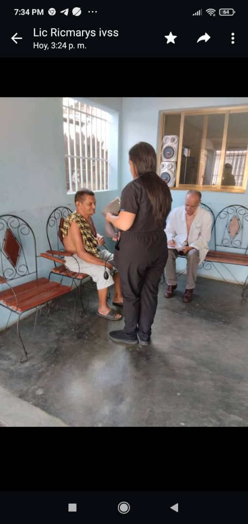 ambmativss's tweet photo. 05Enero24🏥 Clinica Popular Tipo I Maturin, Activa Con Con Las Visitas Domiciliarias, Llevando Atencion Medica A La Poblacion De La Tercera Edad,#SaluldPrimordial.
#NicolasMaduro 
#MagalysGutierrez https://t.co/gjL2fFVAvM