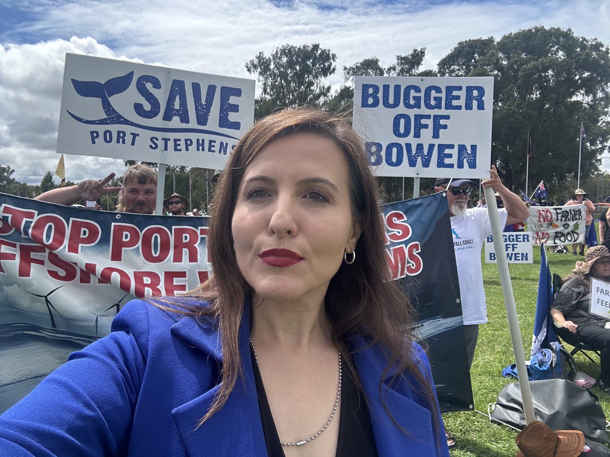 TaniaMihailukMP's tweet image. Great anti renewables rally here in Canberra #NetZeroFail  Time to stop the madness #protectourenvironment  #Australia