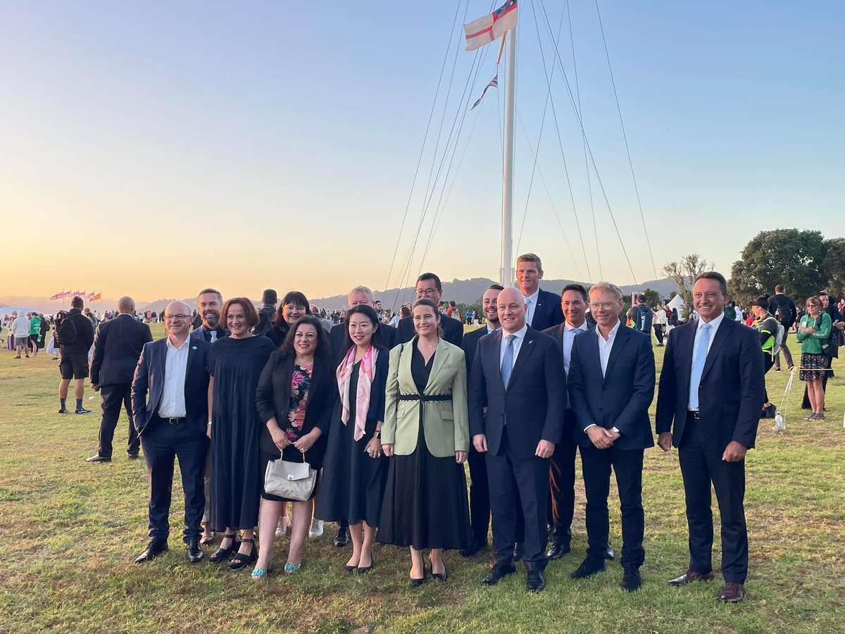 DavidMacLeodMP's tweet image. It was a privilege to have attended the Waitangi Day celebration’s this year. Beautiful days and thousands in attendance. Conversations were generally constructive and respectful with plenty of opportunity in front of us all.