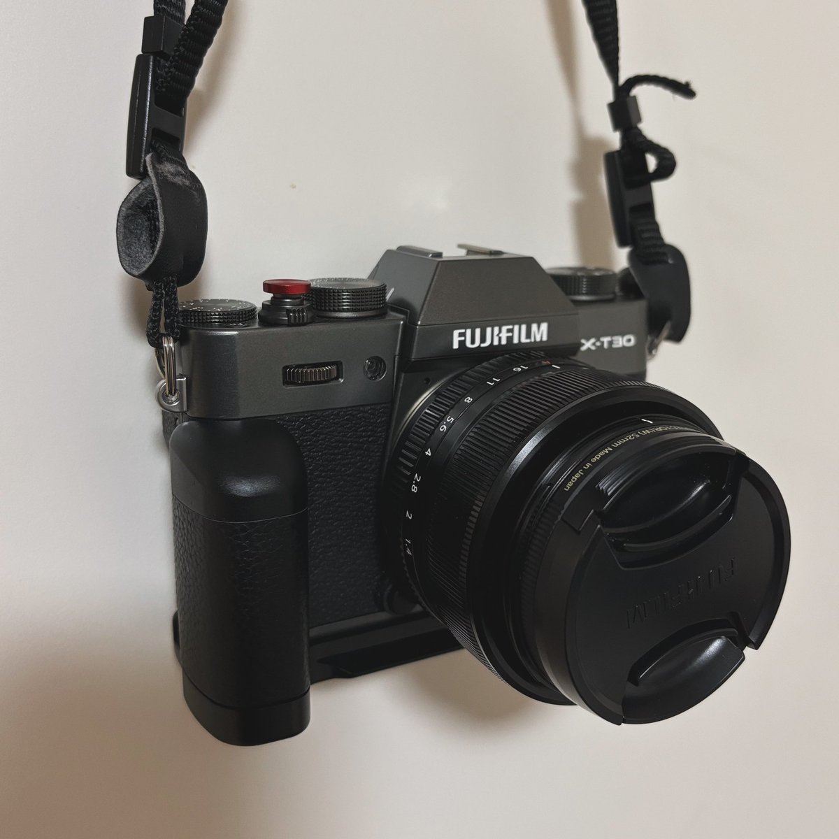 yukinaco's tweet photo. I’d like to go for a long walk with my camera.
I wonder if  I give my kids a used camera.
お写んぽに行きたい…
子どもに中古カメラ買って持たそうかな🤔 https://t.co/jV9oWOL4AQ