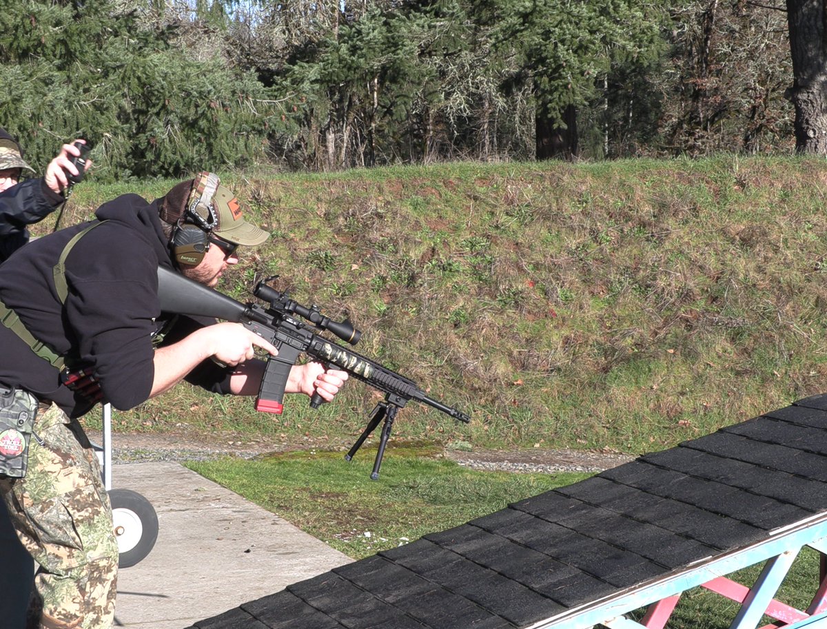 WarneScopeMount's tweet image. Shooter Ready! Is anyone else getting out and enjoying some multi-gun despite the weather? 

#multigun #3gun #ar15