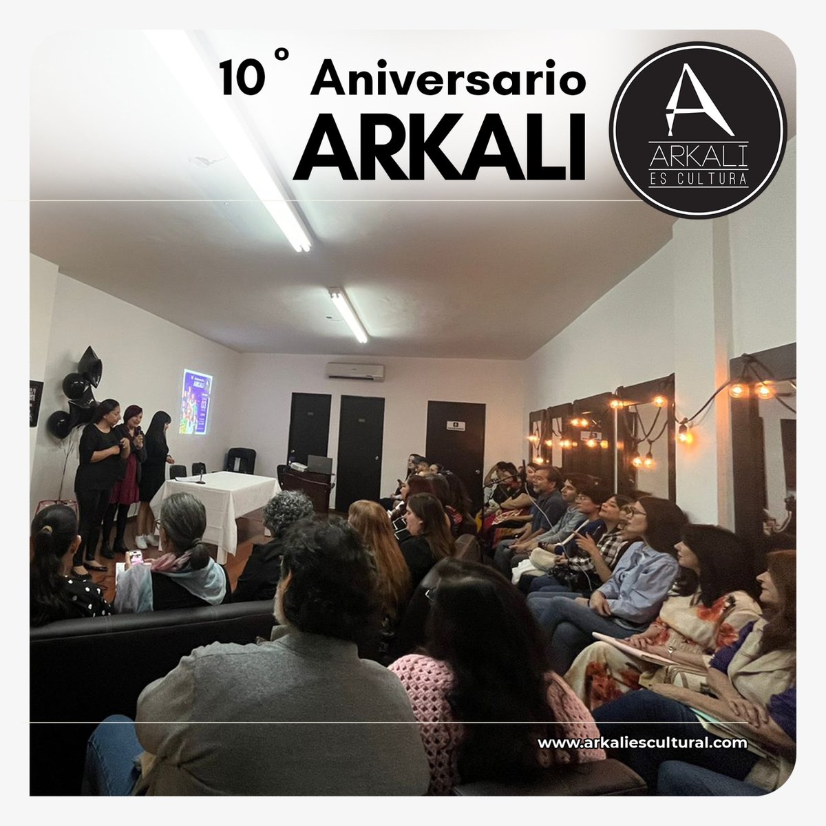 ArkaliEsCultura's tweet photo. 🎉Celebramos el 10° Aniversario de ARKALI con literatura, música, convivio y una gran compañía. 🥰
🥳Gracias por asistir o conectarse, a todas las colaboradoras y aliadas y a todas las personas que durante estos 10 años han construido junto a nosotras este gran espacio💜💚
Cont👇🏽 https://t.co/diBrPESJkm