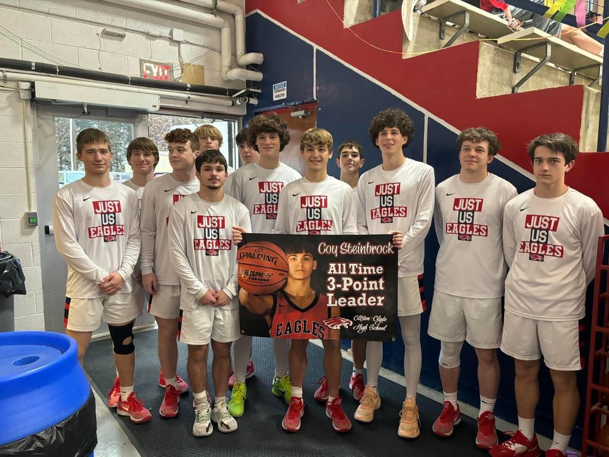 Coy Steinbrock of Clifton Clyde becomes the all time leader in 3-pointers made in school history. #sportsinkansas