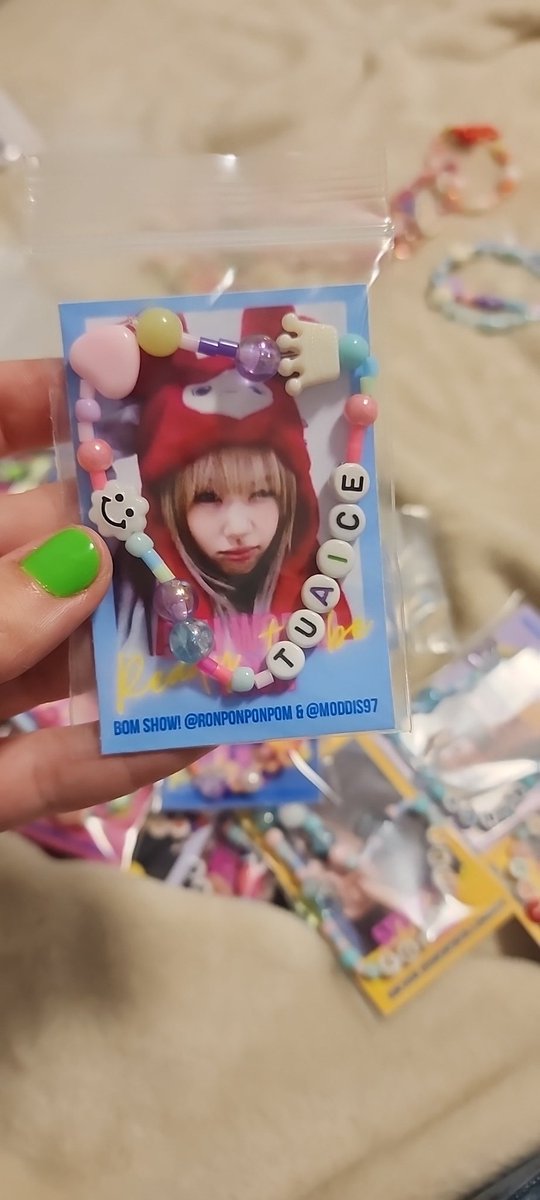 ronponponpom's tweet photo. As vezes eu tenho vontade de matar a moddis kkkkkk TUAICE #ReadyToBeONCE #TWICENOBRASIL #TWICE_5TH_WORLD_TOUR https://t.co/LMYCtX89jK
