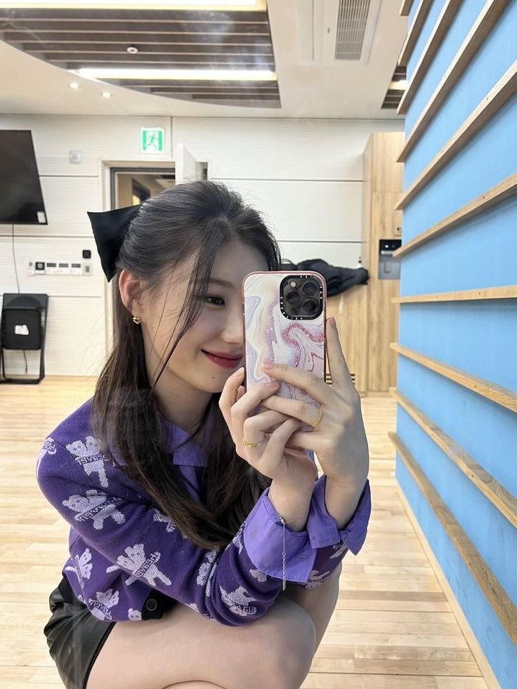 pdmevsco's tweet photo. manda um "." e te falo uma cor p vc postar seus favs

me deram: roxo https://t.co/c24fkuP5Cw