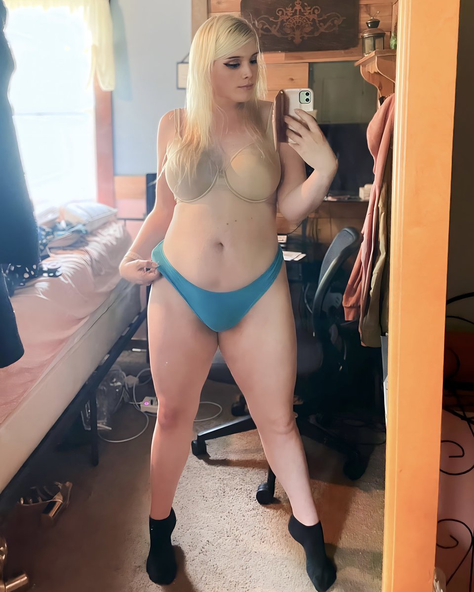 realamandarae's tweet photo. Have a good night okay? 🥰 https://t.co/ap5hgrufta