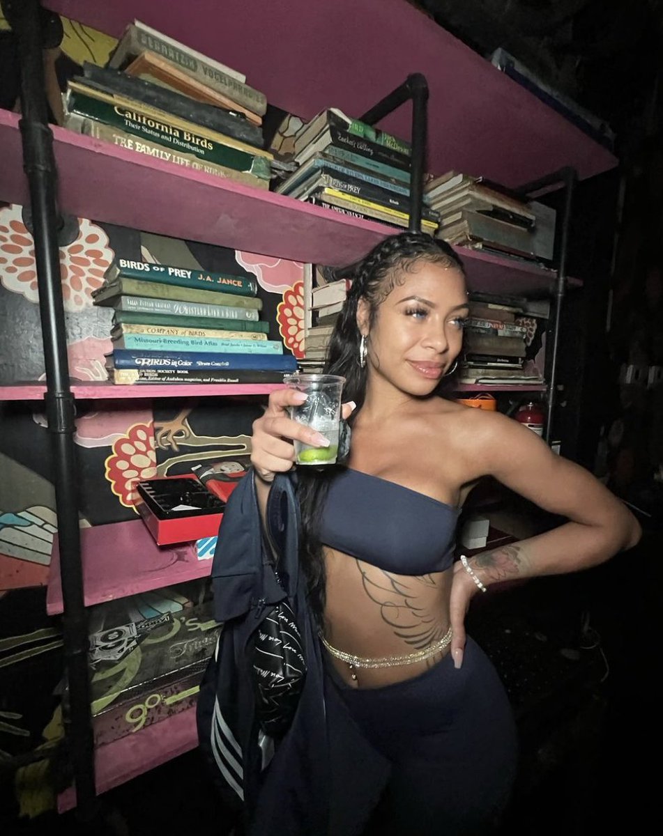 Let's make our own party 👅 onlyfans.com/cherieamour