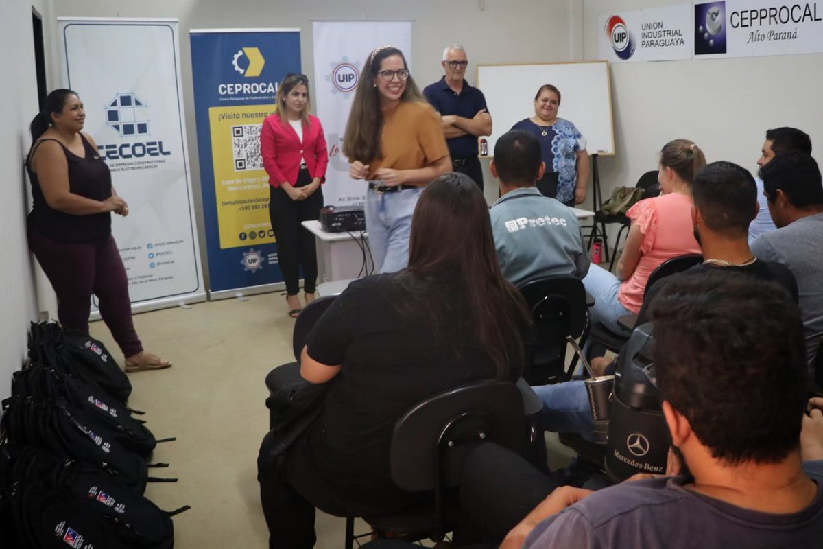 UIP_py's tweet photo. 🇵🇾 Este logro es el resultado de una alianza entre @MTESS_PY @Sinafocal @UIP_py @itsceprocal y @CECOEL1 ¡La formación técnica de calidad transforma vidas y fortalece el sector! 💼🔧
#UIP #Sinafocal #Ceprocal #FormacionProfesional #AlianzaUIP https://t.co/RBgmqfQDh4