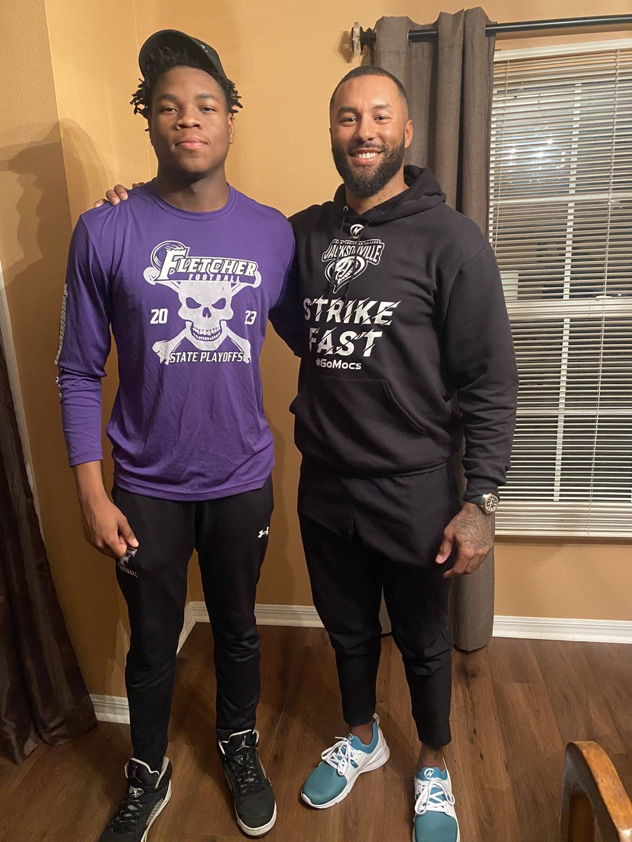 <a href="/RichardSeymore7/">Richard seymore</a> great kid! 

Great family! 

Glad you are focused and ready to go! 👊🏽
@jaa_athletics