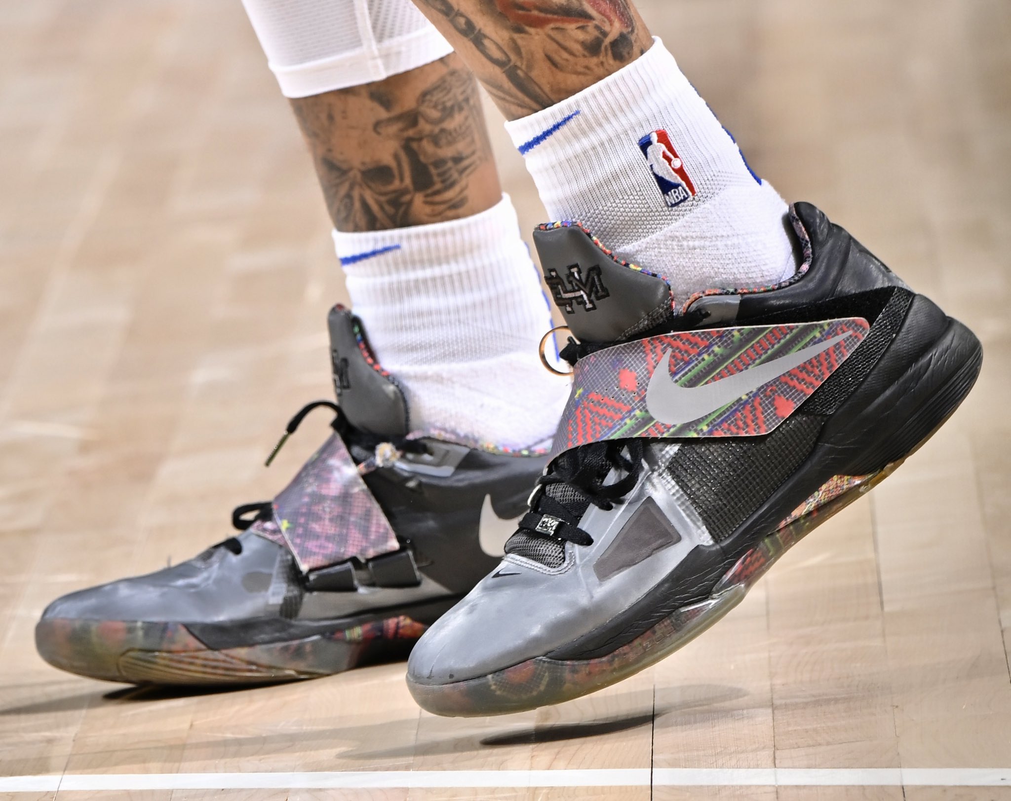Nick DePaula on X Derrick Jones Jr laces up the BHM KD 4s from 2012. Which KD 4 Retro colorways do you want to see in 2024 https t kjtqYsUuwL X
