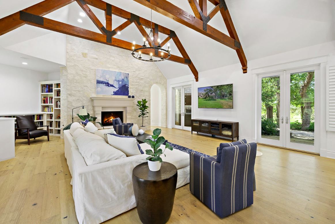 Elite25Austin's tweet photo. This sprawling Hill Country estate sits on 26 unrestricted acres in the right in middle of Bee Cave.

16400 Hamilton Pool Rd • 78738︱For more details, contact Jana Birdwell: 512.784.8600 / janabirdwell@gmail.com » #elite25austin https://t.co/YycRLYl9M8