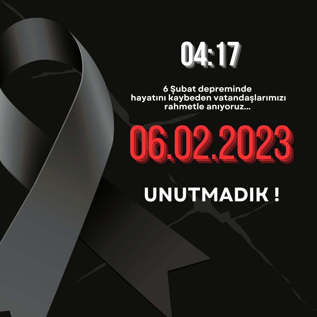 GSB_Karaman's tweet photo. #AsrınFelaketi 'nin üzerinden tam bir yıl geçti…

O kara geceyi de acılarımıza da unutmadık unutmayacağız!

Depremde hayatını kaybeden vatandaşlarımıza Allah’tan rahmet, ailelerine ve aziz milletimize başsağlığı ve sabır diliyoruz. https://t.co/J8IYfk7G2R
