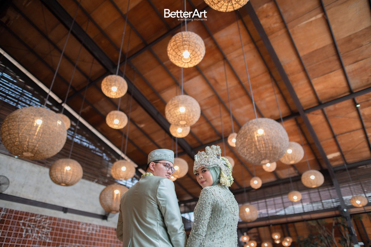 mayadestia's tweet photo. @Raiysa_Amanda Mau kamu nikah di KUA, di rumah, di restoran, di gedung, di hotel atau dimanapun harus siapin budget untuk dokumentasi ya. Ada harga ada kualitas. Jangan sampe moment seumur hidup sekali ga diabadikan dengan baik https://t.co/p8WhefuR9w