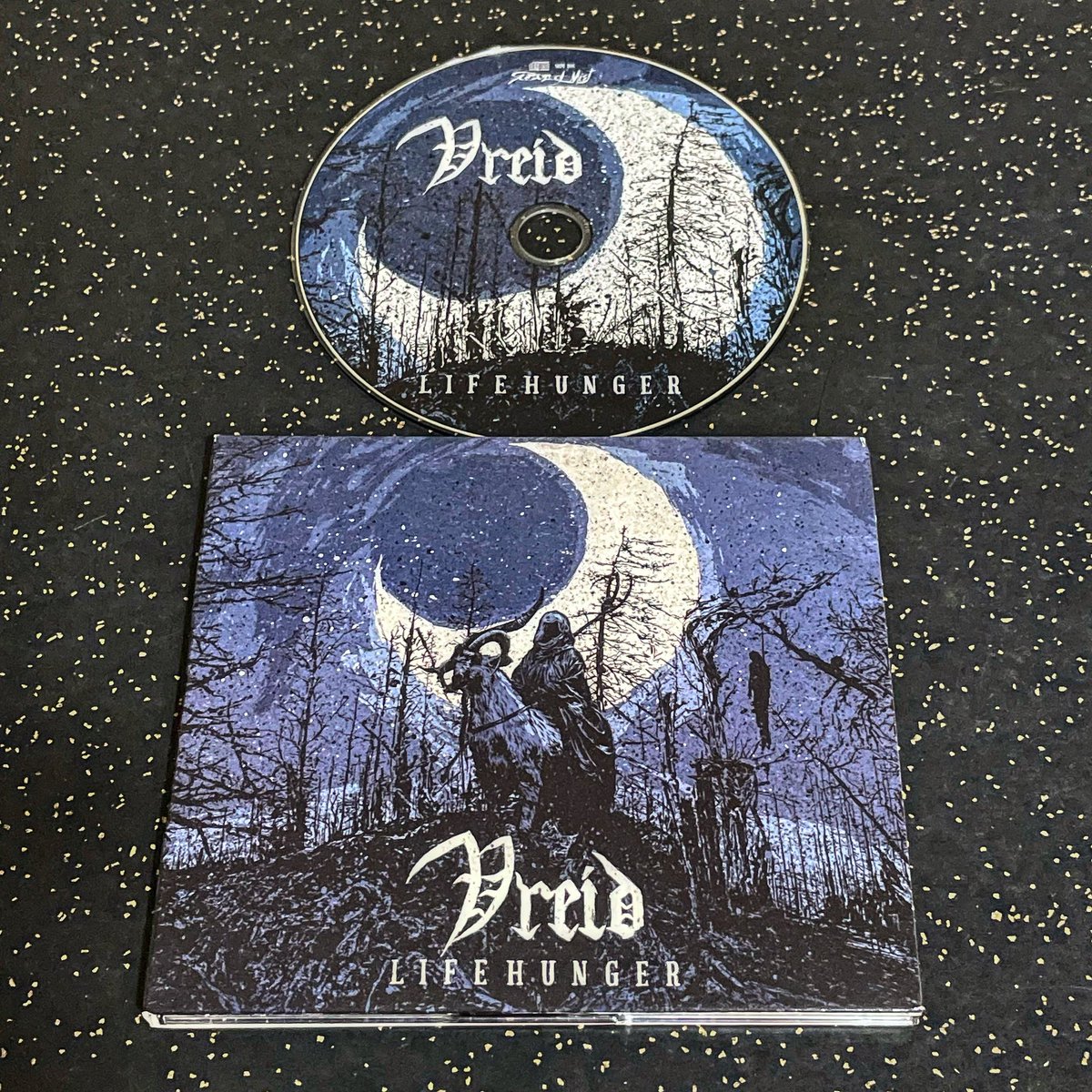TheTrueAsgard's tweet photo. New arrival:
Vreid @vreidofficial "Lifehunger", "V", and "Milorg" CDs; and a "Wild North West" t-shirt.
From Season of Mist shop. @SeasonofMist
#Vreid #Lifehunger #V #Milorg #CD #WildNorthWest #TShirt https://t.co/GJzOyqta6Y