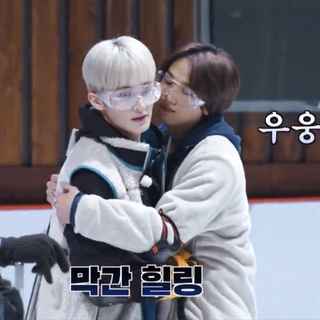 kogumahaechan's tweet image. haechan wants to be someone’s (mark’s) girlfriend so bad