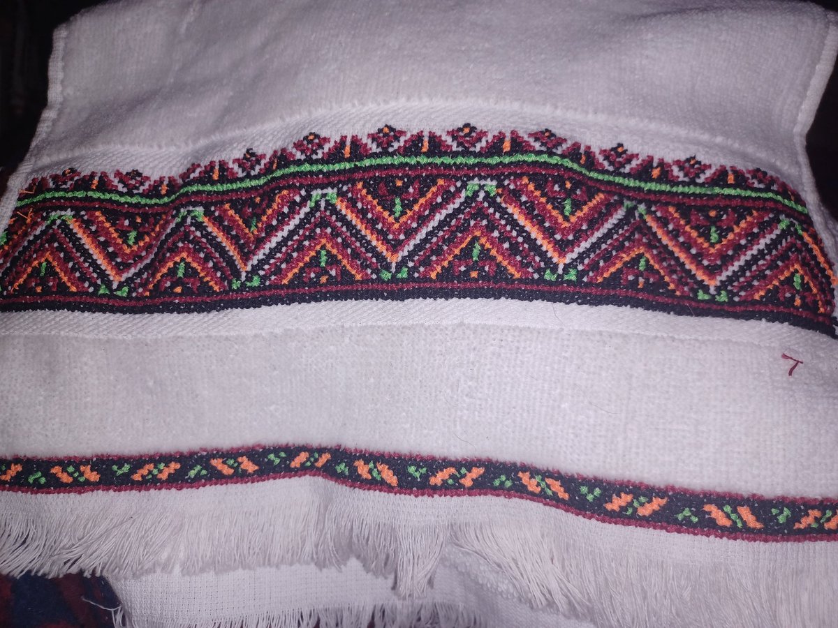 NYurtsaba's tweet photo. Progress report: the bottom edge is now finished. I have a top edge piece in the same pattern to finish. 💙💛🇺🇦 #Hutsul #embroidery https://t.co/Q7u0v5ix2o