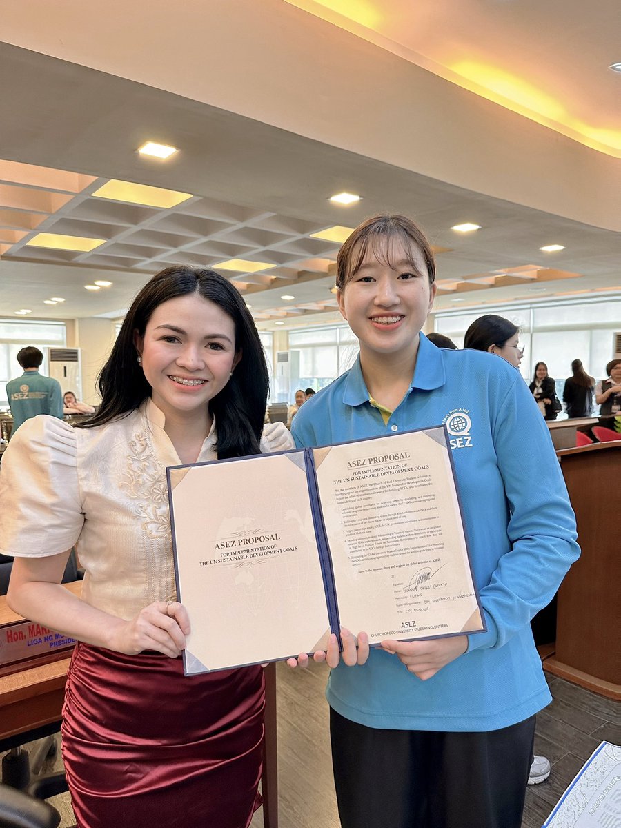 ChiquiCarreon_'s tweet photo. Pagbisita ng mga student volunteers from Church of God University at miyembro ng ASEZ (Save the Earth from A to Z) sa Regular Session ng 9th City Council para sa hangarin ng pagiging kabataang volunterismo.  

#CheckSaSerbisyo https://t.co/qHPn6x9Jus