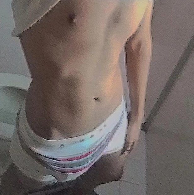 brandonhub2007's tweet photo. Primer post en celebración de Midnights AOTY con una semi-nude jeje 🙈

Rt para empezar a subir más https://t.co/UtMmPkf1GF