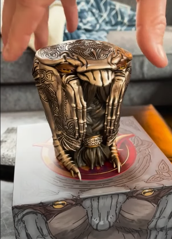 THE DWARF FIGURE IS NOW AVALABLE!!
LINK TO BUY: merchcraft.com/projects/monst…