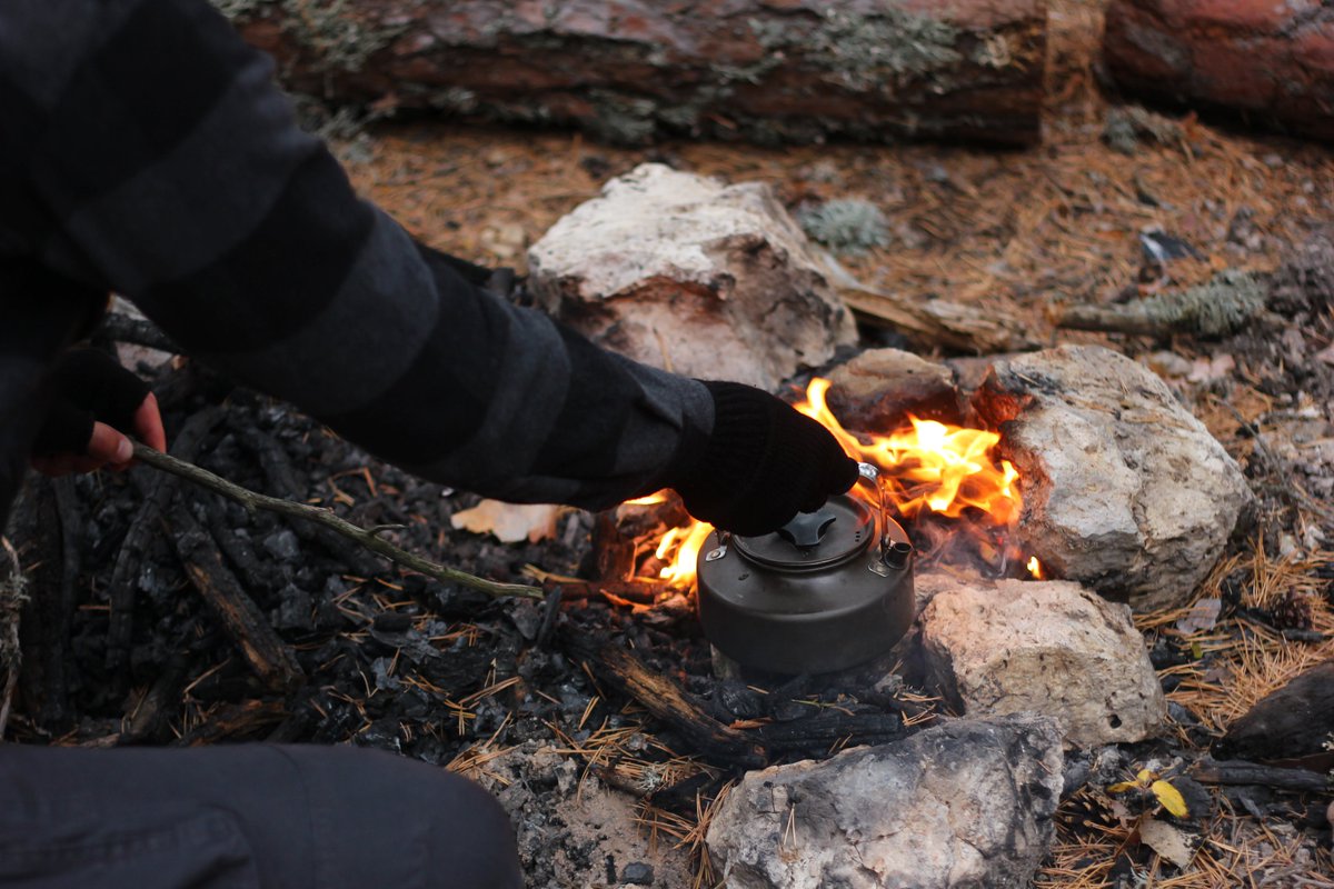 The Magic of #Campfire #Cooking: A Beginner’s Guide - Outdoor Gear Deals #Canada 
outdoorgeardeals.ca/2/post/2024/02…