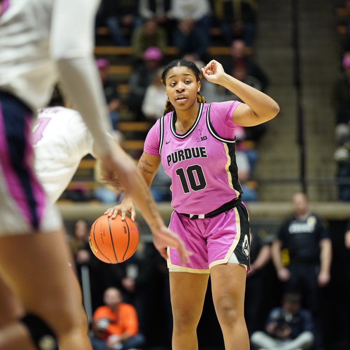 PurdueWBB's tweet photo. JT in the zone 😤

4 pts, 5 rebs, 7 asts
3 dimes from 500 at Purdue. https://t.co/ywGZYcvZqQ