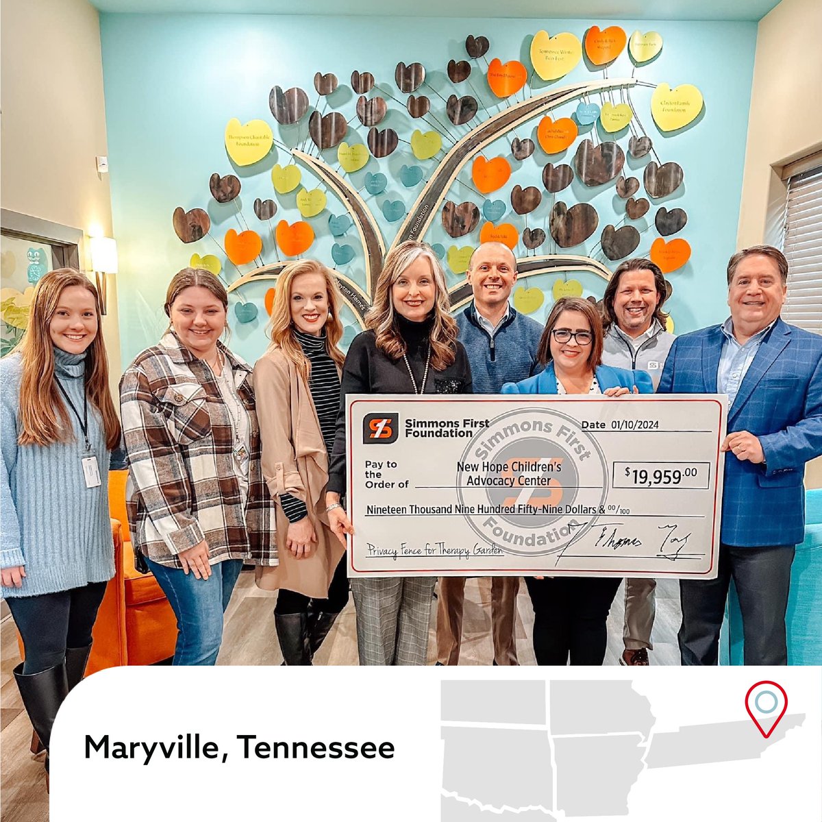 In partnership with the Simmons First Foundation, our Maryville associates donated to the New Hope Children’s Advocacy Center to fund a privacy fence for their “therapy garden.” This garden provides a restful and healing environment for counseling services. #simmonsbank