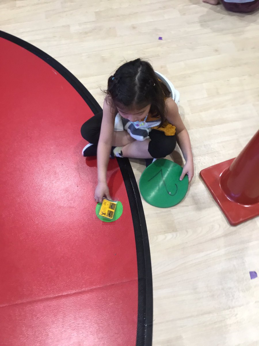 WWEPhysEd's tweet photo. Our K-1st @WWECardinals have been using the Bang Fitness cards from @CoachPirillo and they have been ❤️ing it❗️ Fitness fun for any grade level. #MelissaSchools @melissaisd https://t.co/eNKYaGjZLo