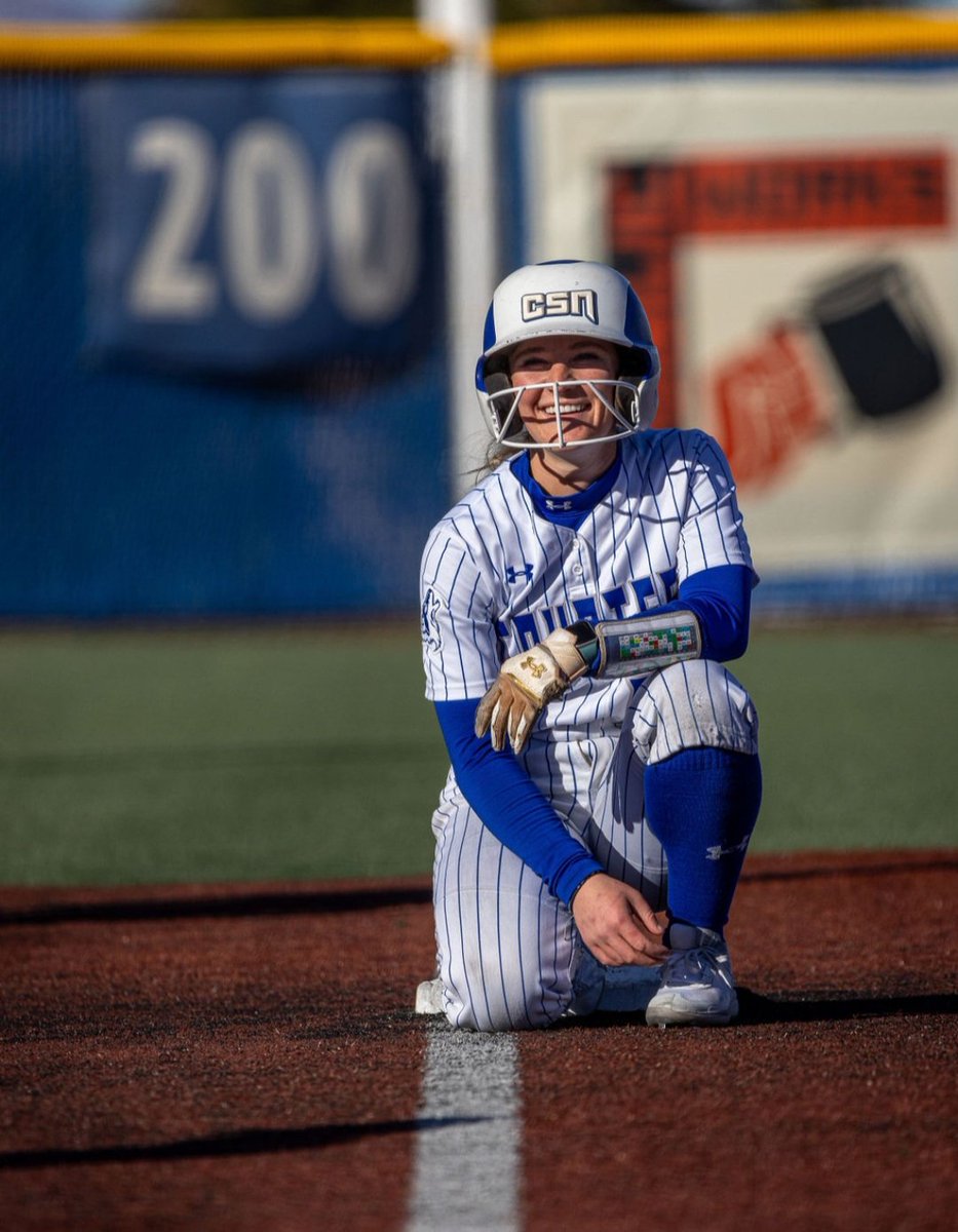 CoachRC16's tweet photo. Monday Feels ~ When your city is hosting the Super Bowl and you get to work it as a team. #SB2024
#CSNSoftball #AEPhoto #00 
#CoyotesatTheSuperBowl #NJCAA https://t.co/AfwDYuPQba