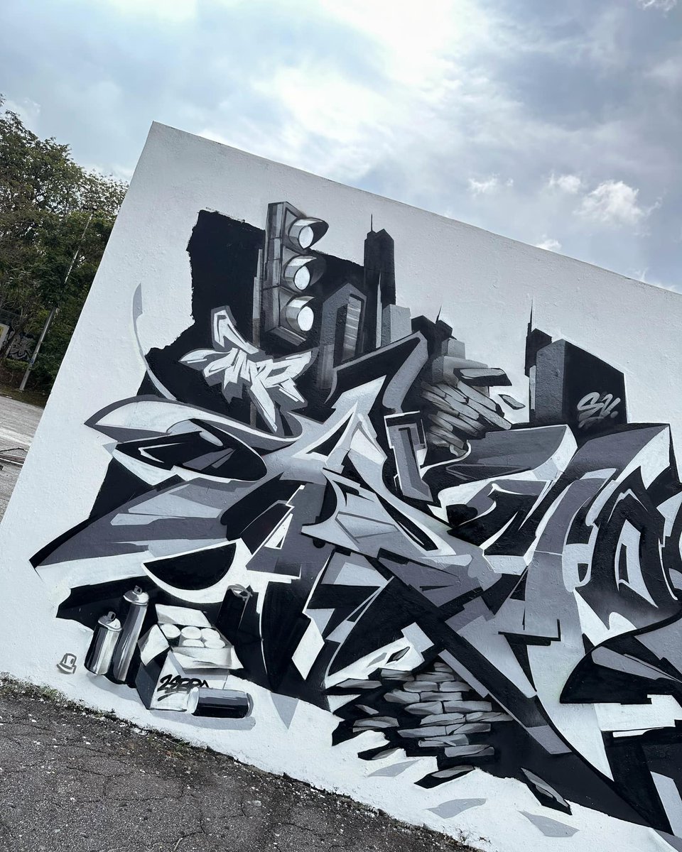 asmoe_roc's tweet image. 2012 vs 2023. 11 years of progress. Full of ups &amp;amp; downs.