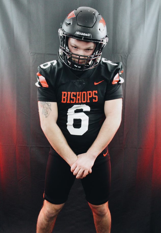 Had a lot of fun this weekend on my overnight at OWU. Want to thank the coaches and players for making it a great time. Loved everything from the campus to the weight room. #RollShops #The740  <a href="/CoachTomWatts/">Tom Watts</a> <a href="/OWUCoachDelaney/">Pat Delaney</a> <a href="/BDHeinemann/">Bo Heinemann</a>