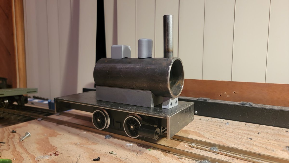BocoProductions's tweet image. Wait, haven&apos;t we done all this before. I have, but this time its smaller, its a G scale Duncan this go around. Lots left to go, but I think its becoming recognizable. Id be curious to see how it scales to the large scale duncan, cause I just doubled the scale of the S4 Prop.