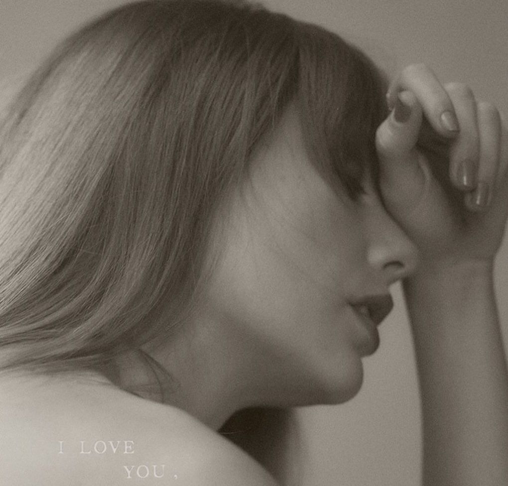 TheSwiftSociety's tweet photo. 🎶| Track 5 of "The Tortured Poets Department" is titled "So Long, London" https://t.co/RV4ALXOxcR