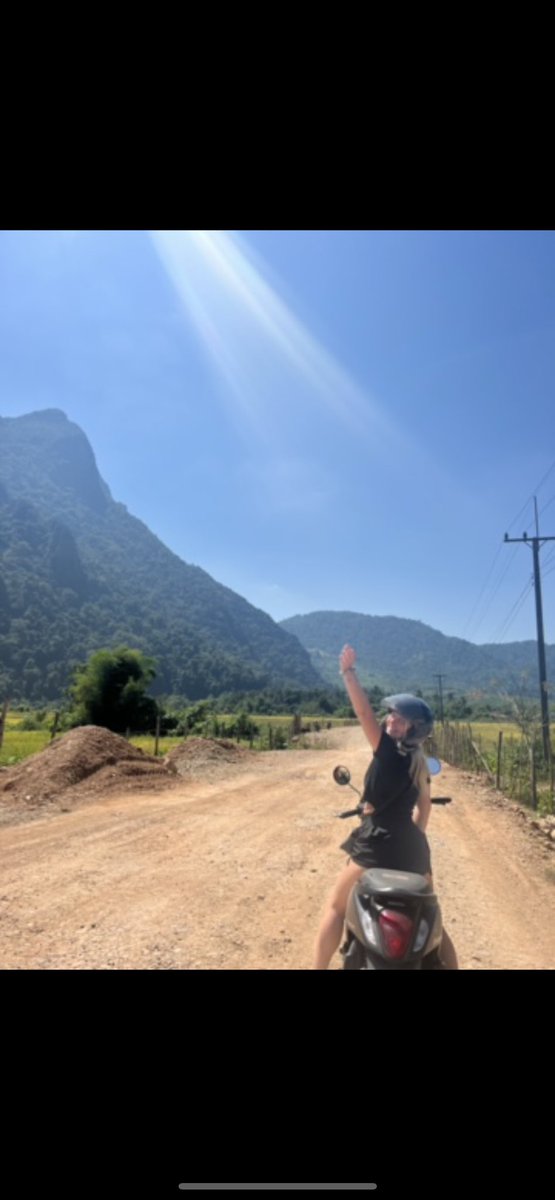 ugly_redhead's tweet photo. @georainbolt Vang Vieng!!!! https://t.co/WsZzYkNRSx