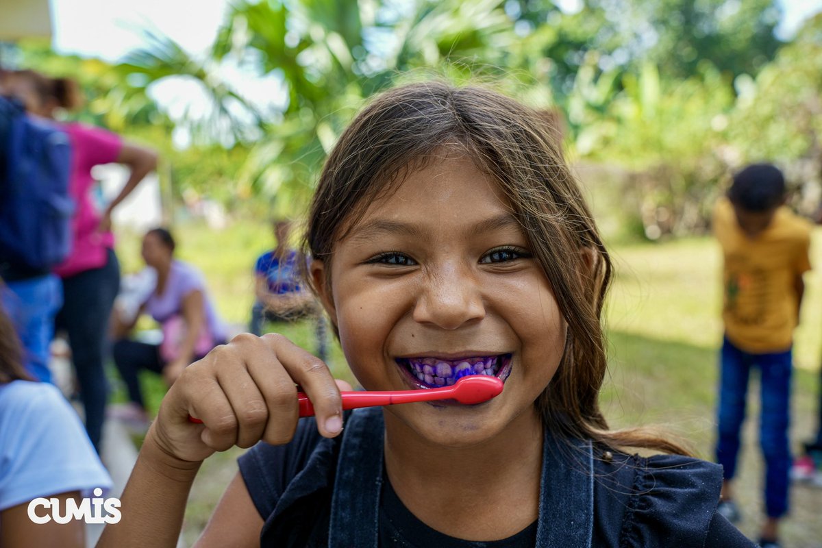 cumisucv's tweet photo. Si las lesiones de caries no se diagnostican a tiempo pueden avanzar provocando infecciones, dolor y perdida de los dientes. 🦷 https://t.co/yQ5TXxlIbe