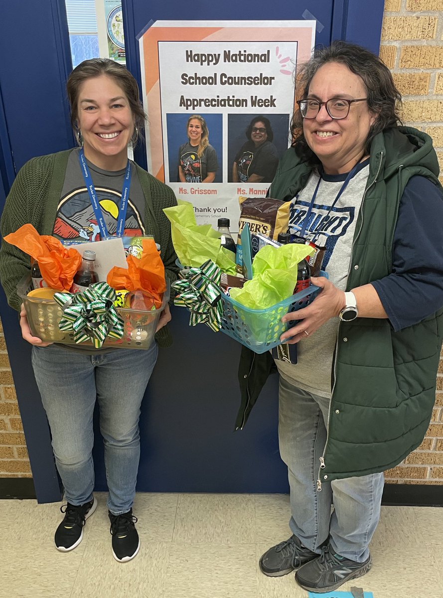 Happy #NationalSchoolCounselingWeek to two of the very best! We are so lucky 🍀 to have these amazing counselors @RuckerHISD ! They wear MANY hats 🎩 and do everything with a smile 😀! Thank you, Ms. Grissom & Ms. Manning! 🥰 #TheRuckerWay #BeRadiant @HisdSouth @JEOcanas1