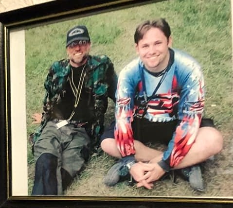 bgscucumbercas1's tweet image. Late in the day for me, but wanted to share some #MoLove today on #MOnday!  Here he is doing one of his most favorite things, #Paintball 💥 Poster is from Maurice's shop, Commander Mo's Paintball Shop in Florida. Pt. 2 of 2...  #Mauricegibb  Photo credit to Joshua Silverman on FB