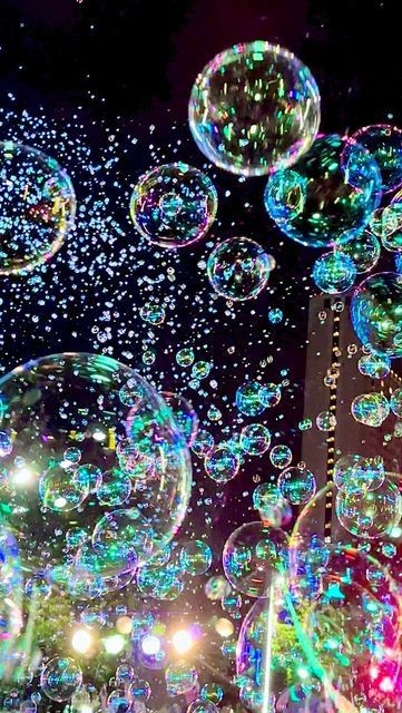 SCxijRlrjmrWsP9's tweet photo. #nightbubbles https://t.co/9syobKyIET