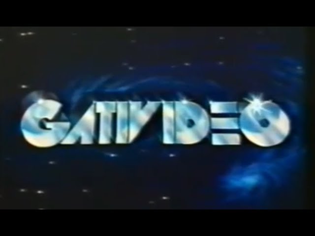 experimentalJun's tweet photo. Qué nostalgia me dan los trailers con voz en off que te cuentan todo lo emocionante que es la peli y lo mucho que va a descubrir su personaje https://t.co/KvroTQHcjj