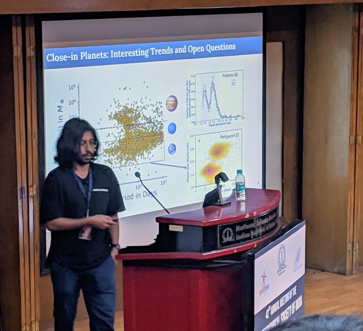 mpuravankara's tweet photo. Presenting our work at the annual meeting of the Astronomical Society of India in Bangalore last week.

Talks by Bihan Banerjee and Himanshu Tyagi. Posters by Vinod Pathak and Ayanabha De https://t.co/TfGsqkxqdm