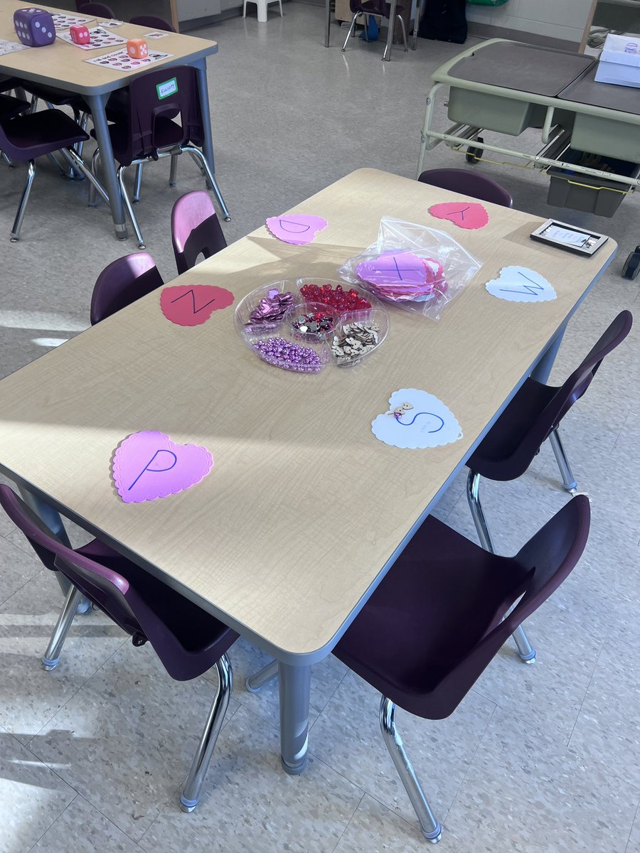 Valentines themed centres ready for the week ❤️🩷💜🤍 <a href="/TVDSBKinder/">TVDSBKindergarten</a> #Kindergarten