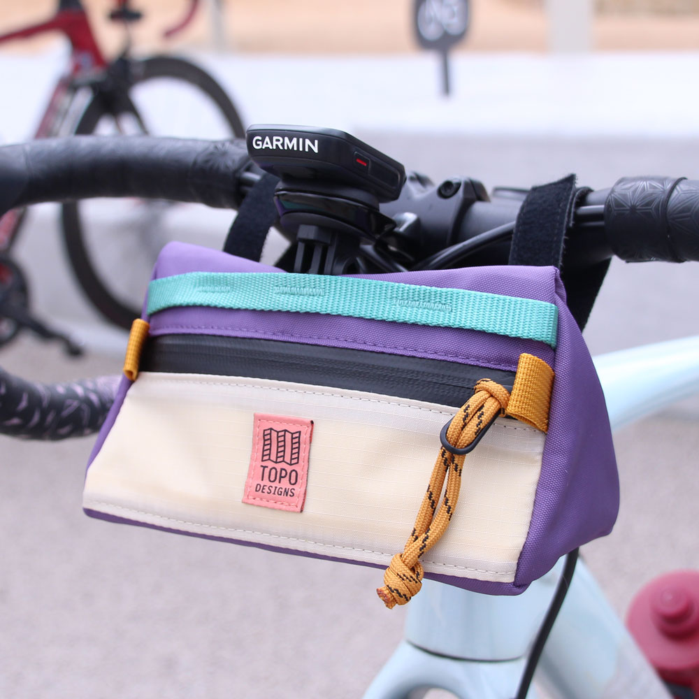WORLDCYCLE_BLOG's tweet photo. Topo Designs の三角形のフロントバッグ。新色が入荷しました。
大きさが2種類あるので、ハンドルの高さと、入れたい荷物の量でお選びください。
https://t.co/ShXF1UMT2A
#TopoDesigns #フロントバッグ #自転車 #ロードバイク #サイクリング #ツーリング #ロングライド #ブルベ https://t.co/YHWHeXfaOT