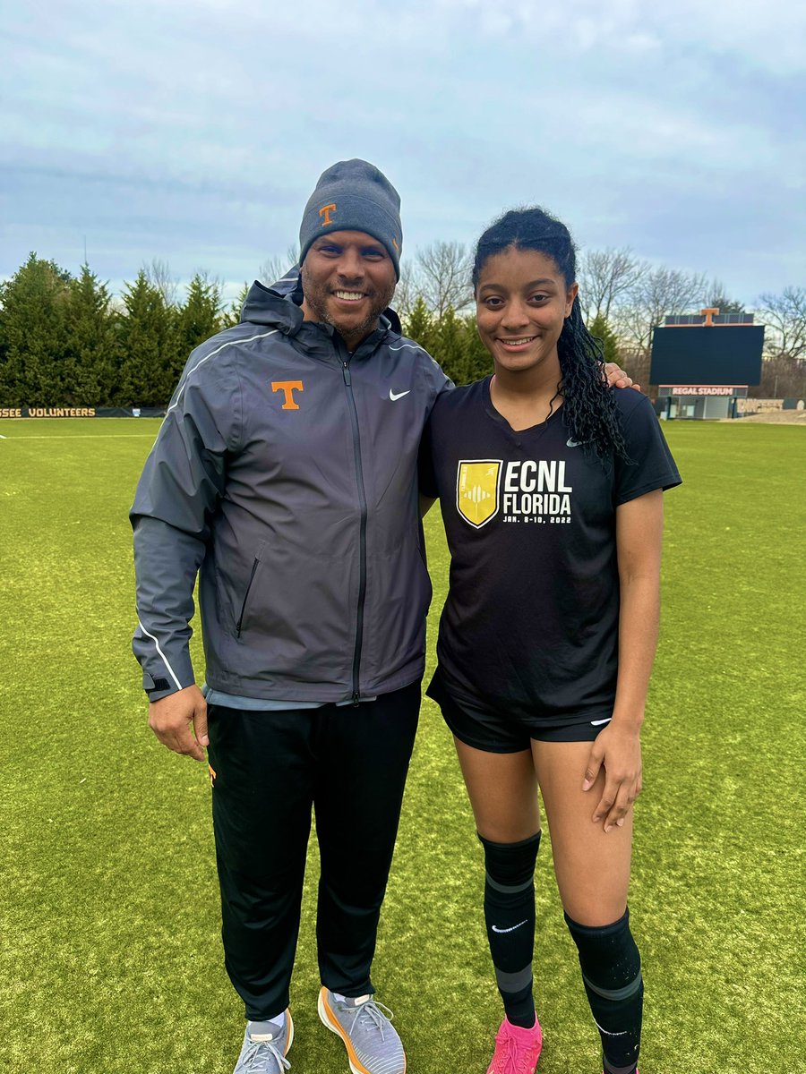MallorieS22's tweet photo. Had a great time at the @Vol_Soccer ID Camp yesterday!! It was a great experience and I learned a lot. Thank you to the coaches for the invite and players for making it such a competitive environment.🧡🤍

@mustbejmo 
@MartyKBaker 
@BeckyEdwards14 
@TheSoccerWire @PrepSoccer https://t.co/PZC5awDhhJ