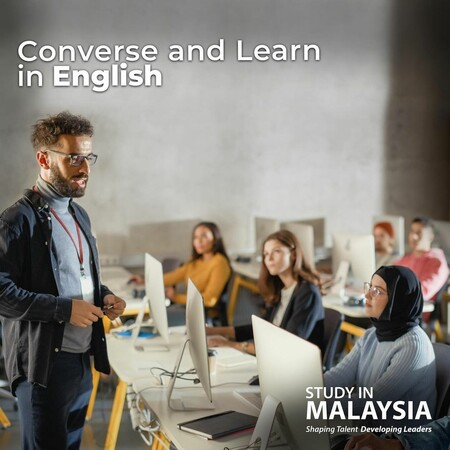 #StudyinMalaysia 🇲🇾

Don't need to worry, you can speak English daily and learn it in class at Malaysian universities!

Sharpen your English Language skills when you study in Malaysia!