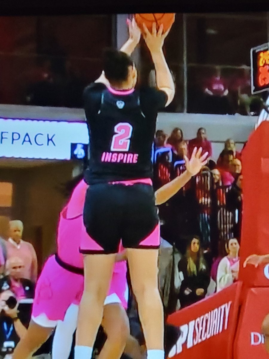 @CaptureSports @MC__23 Beautiful form on the 3 point jumper by @MC__23 for @PackWomensBball vs. @LouisvilleWBB @espn @espnW @usatodaysports @SportsCentre @SkySportsNews